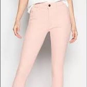 Old Navy Boyfriend Straight/Droit Cropped Pants in Pink Coral Size 2